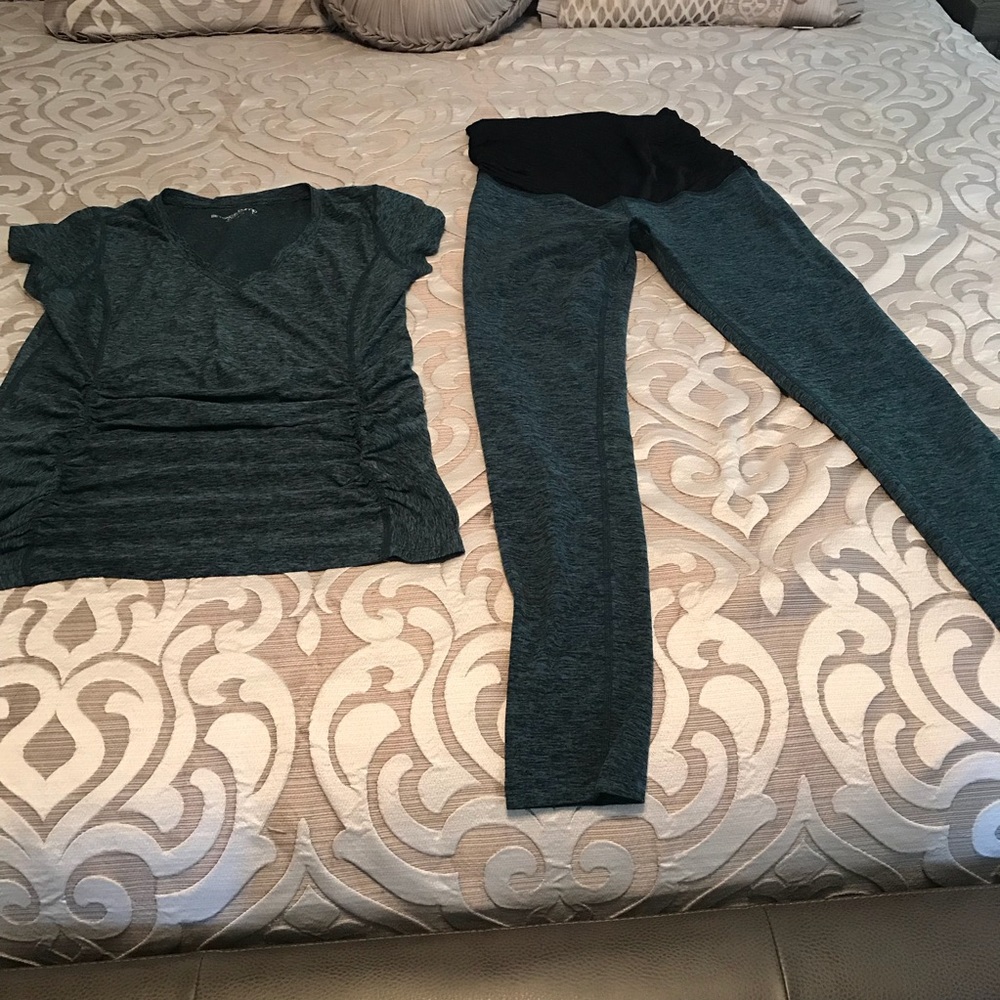 Beyond Yoga / Beyond The Bump Maternity Outfit